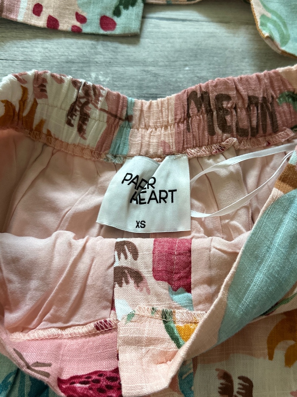 Paper Heart Short Set Size XS - Picture 7 of 8